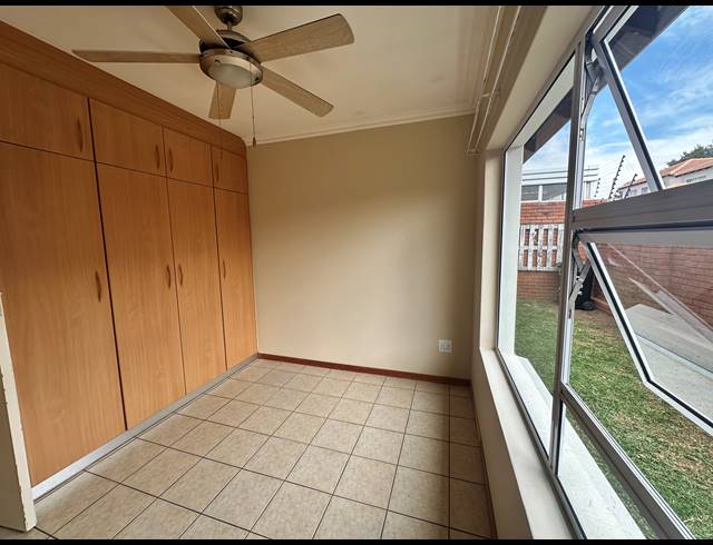 3 BEDROOM TOWNHOUSE FOR SALE IN NEW REDRUTH